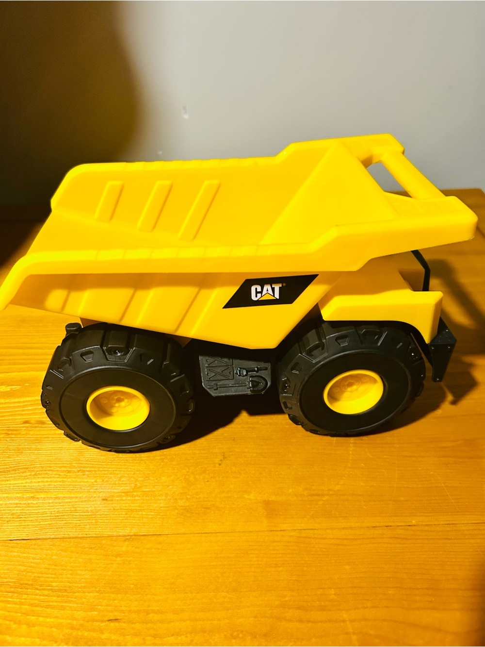 Yellow Toy Dump Truck for Kids